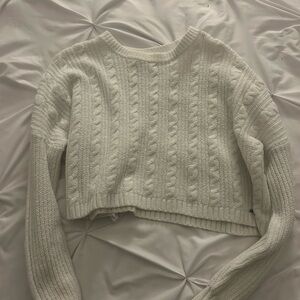 Hollister Cream Cable Knit Sweater